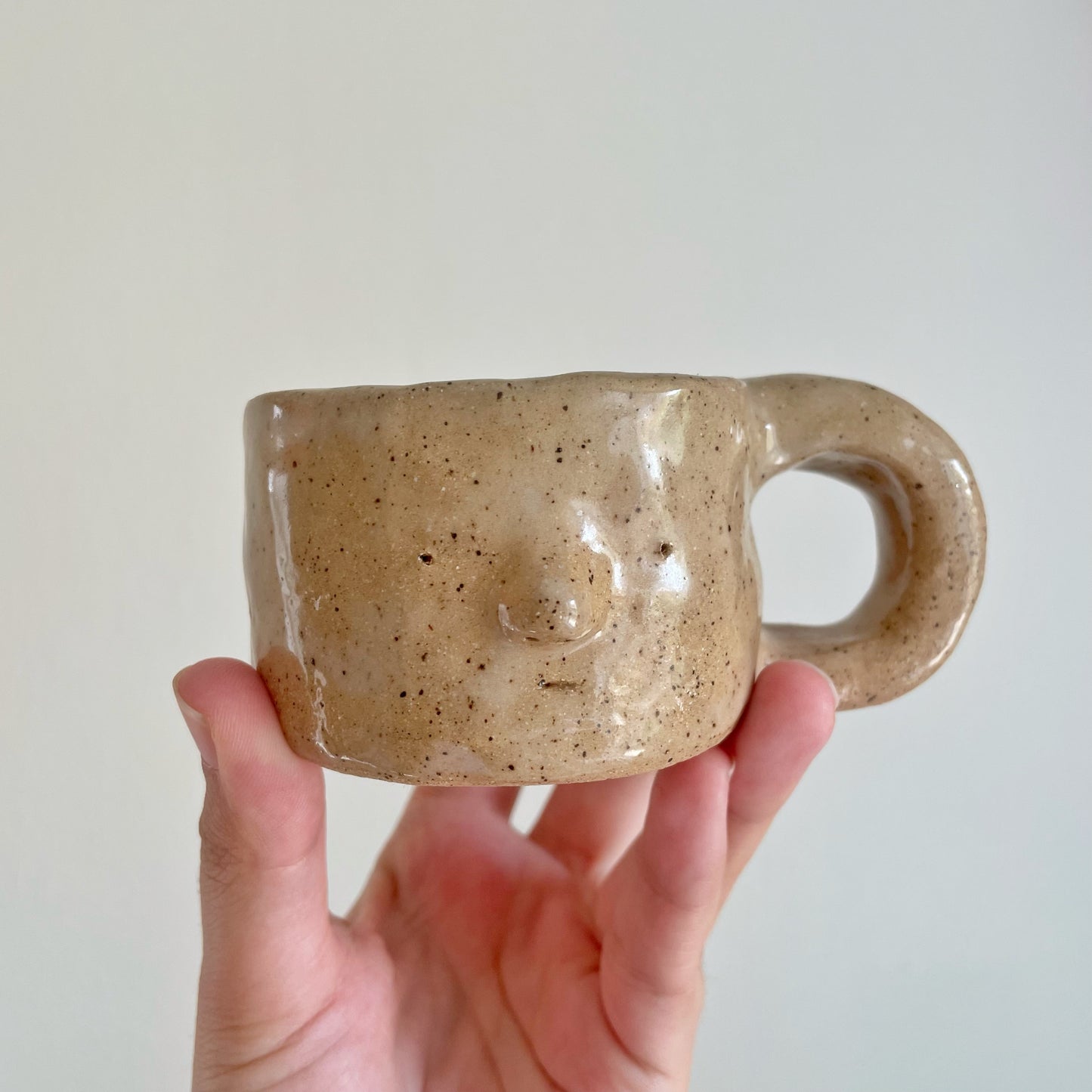 Ana Krent: Lil mug